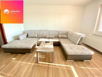 Priestranný zariadený 4-izbový byt s veľkou loggiou, balkóno - 3