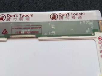 predám 15,6" displej , CCFL 30 pin , B156XW01 - 3