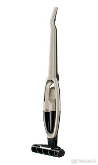 Tyčový vysávač Electrolux WELL Q7-P - 3