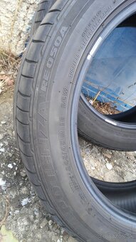 245/45 R18 - 3