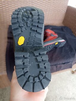 VIBRAM-DACHSTEIN -38. - 3