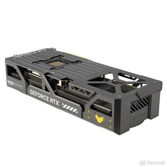ASUS TUF Gaming GeForce RTX 5090 32GB GDDR7 OC Edition - 3