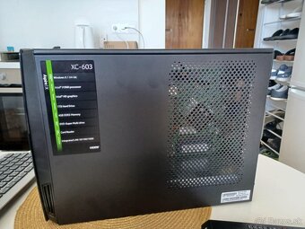 počítač, monitor - 3