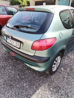 Peugeot 206 - 3