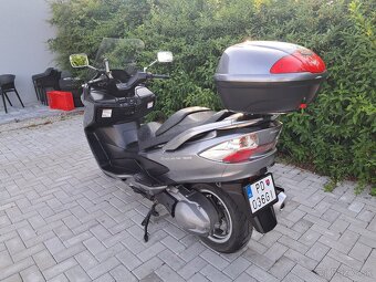 Suzuki Burgman 400 K7 - 3