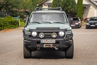 Toyota FJ Cruiser Land - 3
