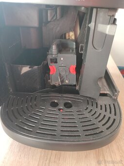 Kávovar DeLonghi Italskej výroby. - 3