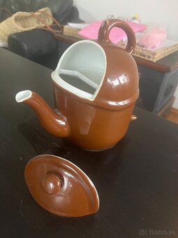 Hnedý čajník – unikátny dizajn - 3