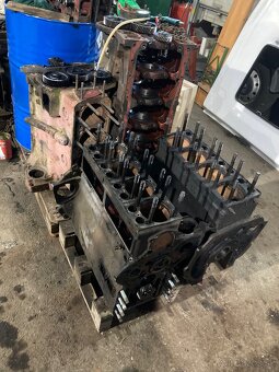 Predám blok motora na Zetor major a crystal - 3