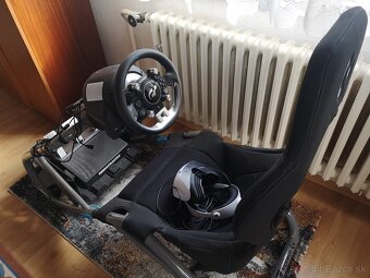 Volant s pedálmi, sedačka, VR okuliare - 3