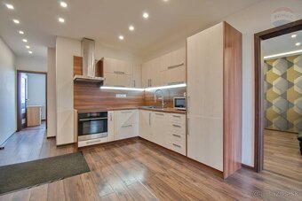 Na predaj: kompletne zrekonštruovaný 3 izbový byt, 63m2, Šal - 3