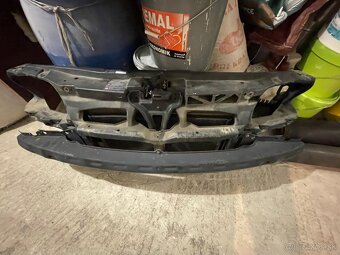 Golf 4 predná Sahara + výstuha - 3