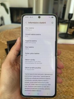 Samsung galaxy z flip 6 - 3