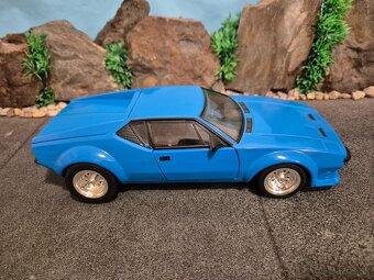 Prodám model 1:18 DeTomaso Pantera - 3