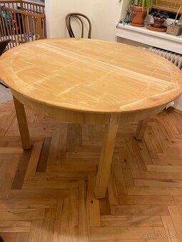 Okrúhly stôl masív - 3