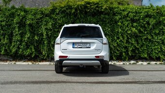 Mitsubishi Outlander 2.2 DI-D Instyle A/T - 3