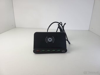 USB nabíjacia stanica s bezdrôtovým stojanom - 3