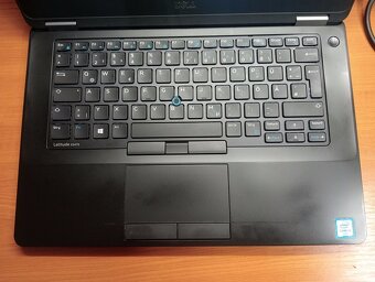 predám DELL LATITUDE E5470 , WINDOWS 10 - 3