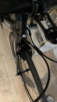 Cestný bicykel - celokarbonový - 3