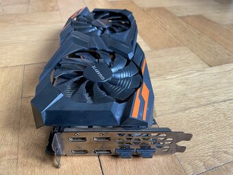 PREDANÉ - GIGABYTE Radeon™ RX VEGA 56 GAMING OC 8G - 3