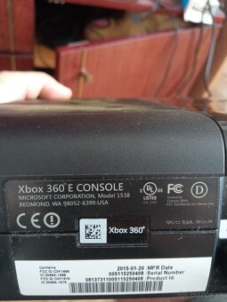 Xbox 360 E - 3