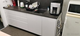 Čelá a dverká skriniek IKEA VOXTORP lesklá biela - 3