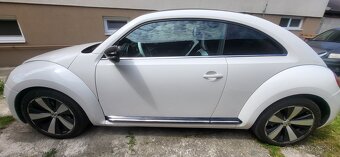 Volkswagen New Beetle - 3