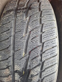 195/60 R15 zimne - 3