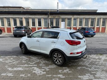 Kia Sportage 2.0 CRDi 4x4 AT, 100 kW - 3