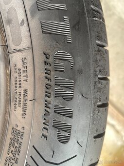 Letné Goodyear Efficient grip Perf. 185/65R15 DOT1121, 351 - 3
