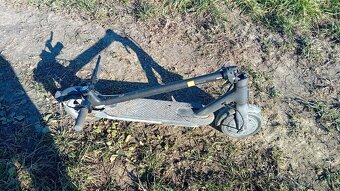 Predam kolobežku značky xiaomi - 3