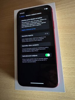 Predám iPhone 11 64GB Red - 3
