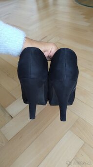 Elegantne kotnikove cizmy, cizmicky, velkost 39 - 3