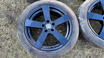 ☀️letná sada 5x112 r18 Karoq trock Ateca - 3
