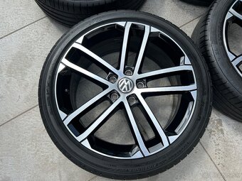Originálné alu kolesa R18 Volkswagen Golf VII - 3