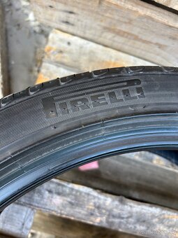 Pirelli 235/40/19” - 3