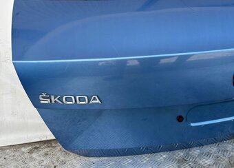 Škoda Rapid liftback 5. piate kufrové dvere kufor - 3