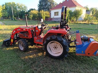 Traktor , malotraktor Hinomoto N209 s čelným nakladačom - 3