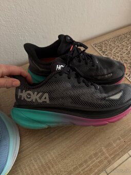 Tenisky Hoka Bondi 8 a Hoka Clufton 9 ( 41) - 3