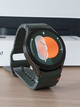Samsung Galaxy Watch 7 40mm vo veľmi dobrom stave - 3