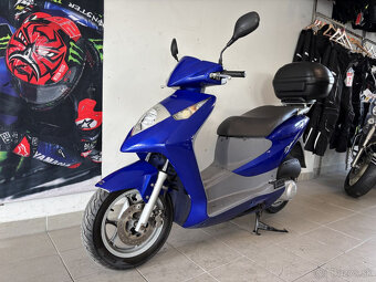 Honda SES125 Dylan - 3