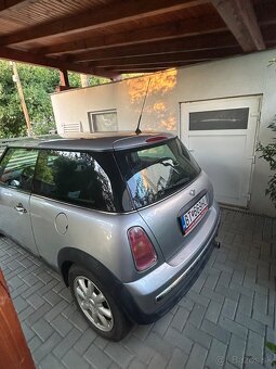 Mini Cooper One 1.6 66KW - 3