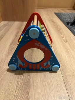 Drevená interaktívna hračka - 3