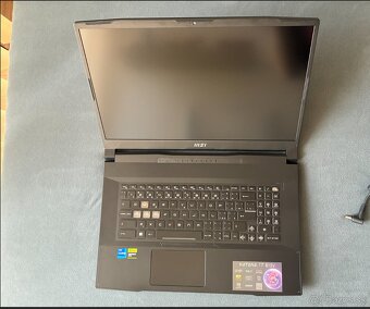 MSI Katana 17 B13VFK - 3