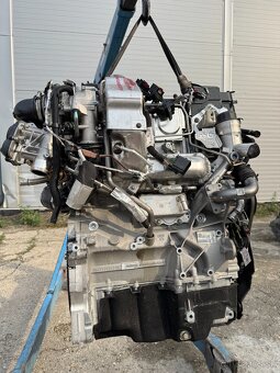 LAND ROVER JAGUAR 2.0 D 200D MHEV - 3