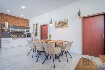 Dva priestranné apartmány v centre Popradu - 3