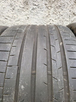 315/30 R22, 275/35 R22 - 3