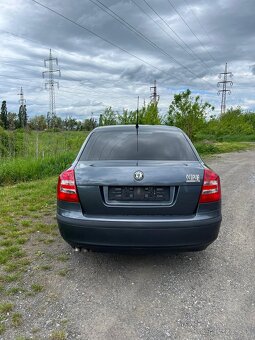 Škoda Octavia 2.0 TDI Elegance - 3