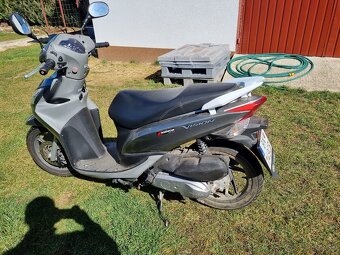 Honda vision - 3