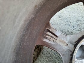 Predám elektrón r15 5x112 mam iba 1ks - 3